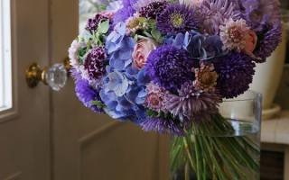 Букет из цветов своими рукам: возможные варианты исполнения