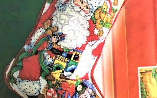 Рождественский сапожок с выкройками и схемами для создания волшебной атмосферы