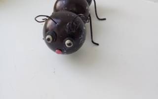 Насекомые своими руками из недорогих материалов