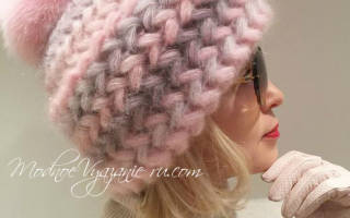 Шапка пышными столбиками: вяжем обновку для самых близких