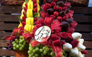 Топиарии из фруктов: разнообразие идей для творчества