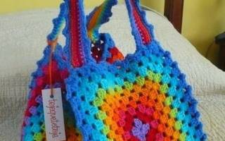 Вязаные сумки крючком со схемами: элегантный клатч и детская сумочка