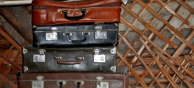 Чемодан своими руками: декорируем старые вещи