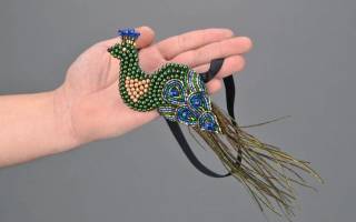 Павлин из бисера своими руками для украшения кофейного столика