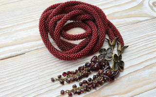 Лариат из бисера: делаем самостоятельно дорогое и стильное украшение