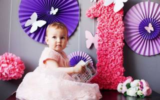 Цифра из картона и прочих подручных материалов для декора