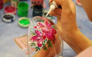 Роспись по стеклу акриловыми красками для начинающих мастериц